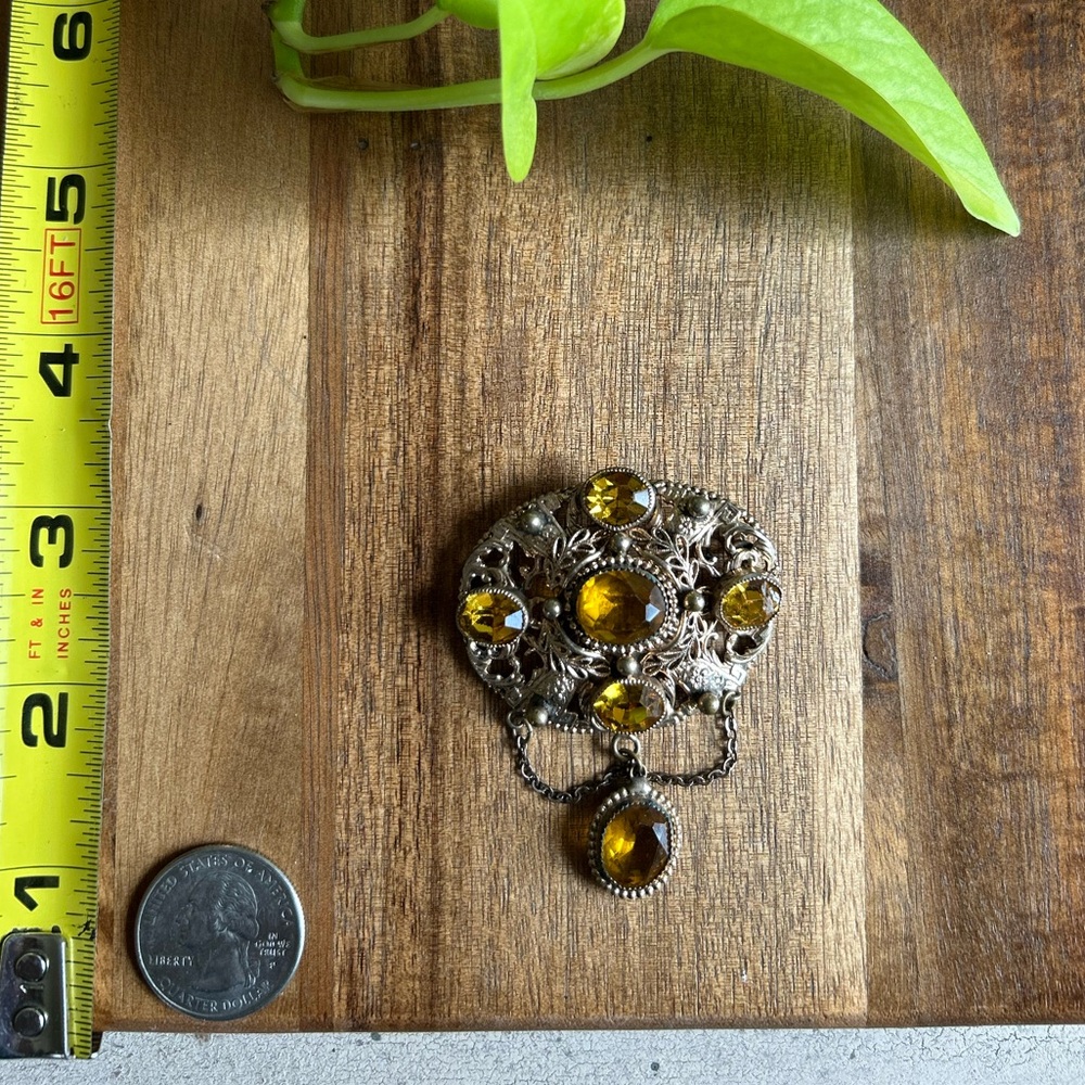 Vintage Gold Filigree Brooch with Yellow Gems